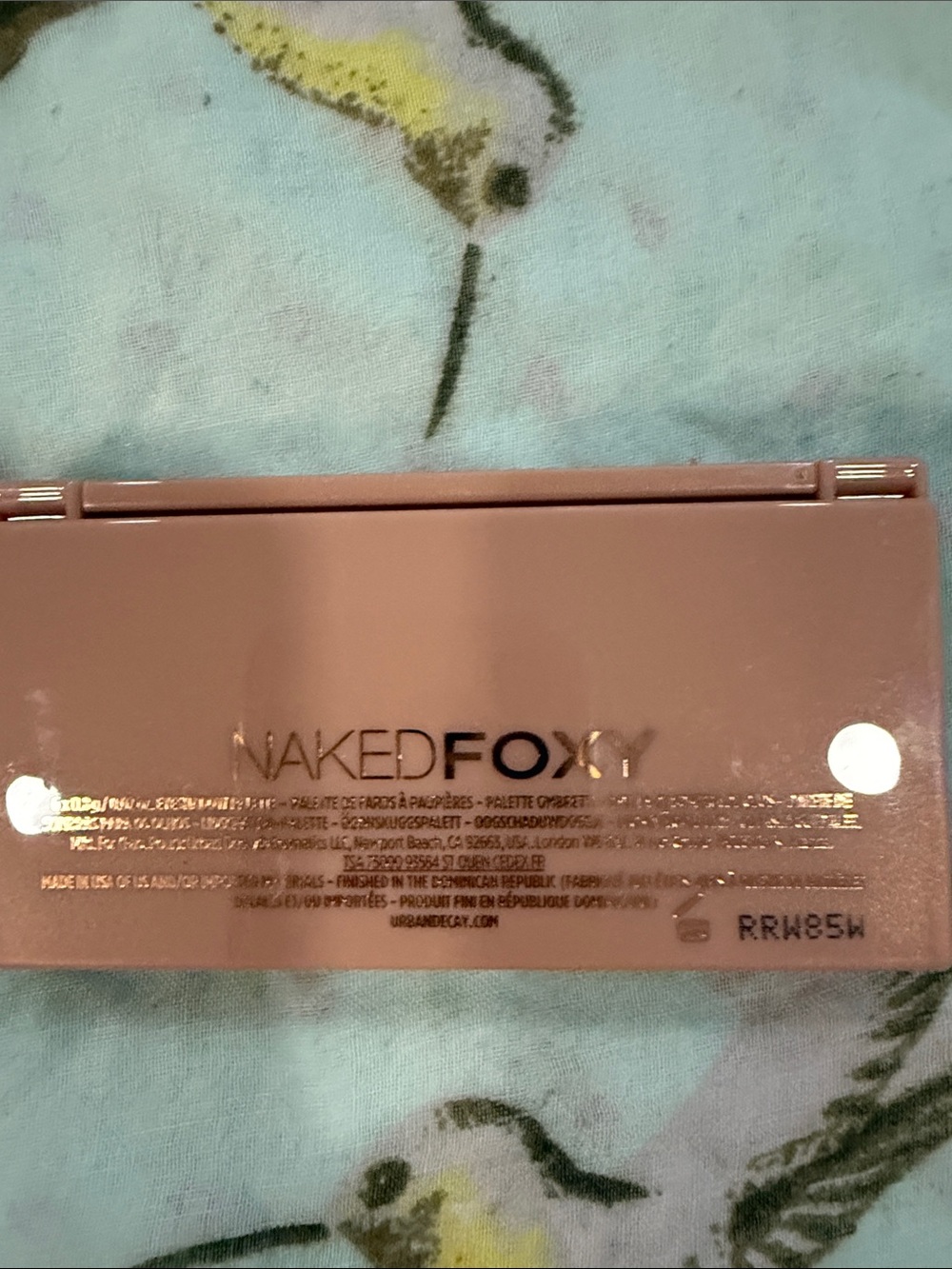 Urban Decay Naked Palette with Holographic Rose-Gold Accents - Picture 3 of 3